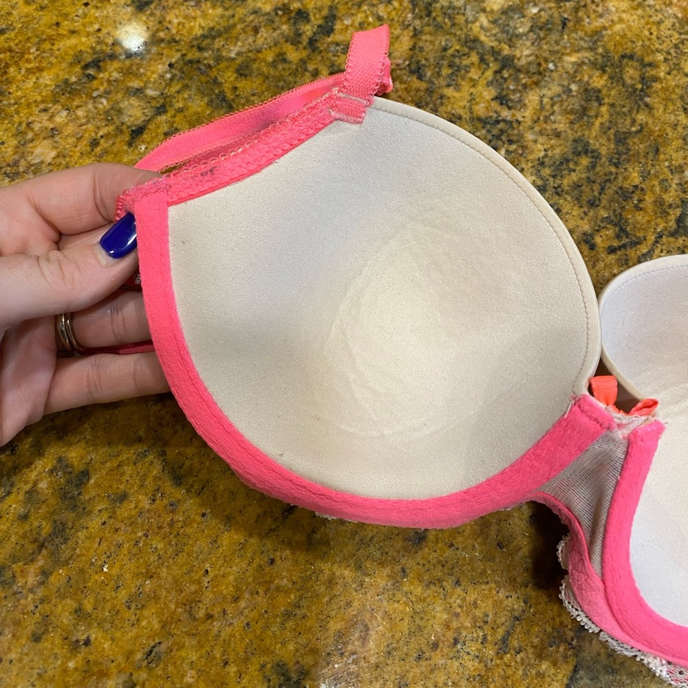 Sexy Victoria Secret Lined Demi Cream and Pink Spring Colors 32D - Picture 6 of 13